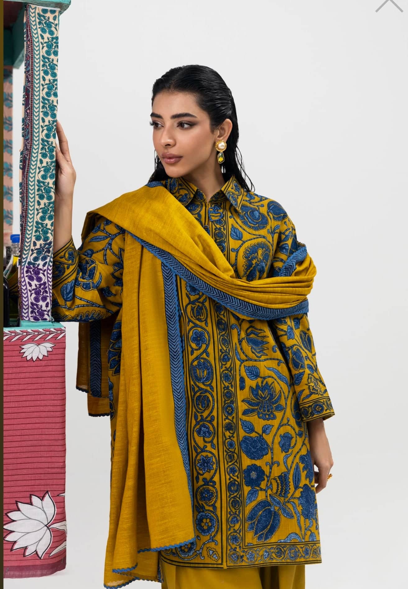 Sana Safinaz Mahay Luxury Winter Brands Sana Safinaz Mahay Winter 25/Slub Linen Suit/8B/Shirt Dupatta Set