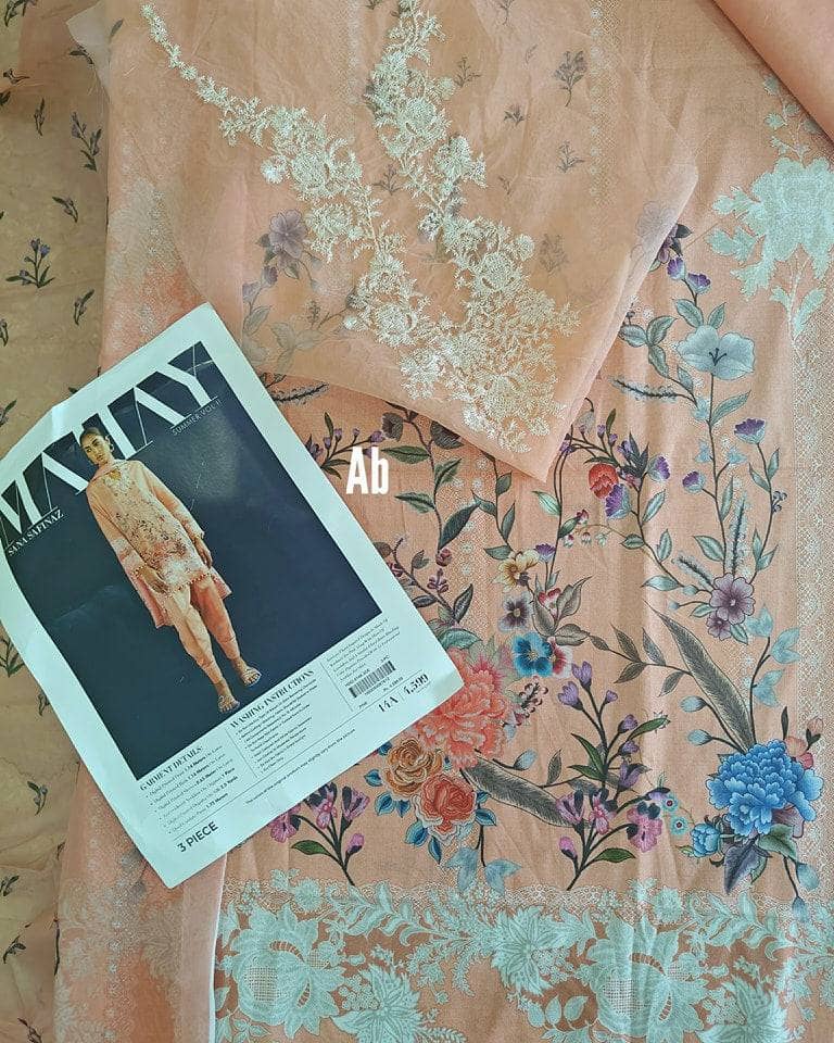 img_sana_safinaz_mahay_lawn_awwal_boutique