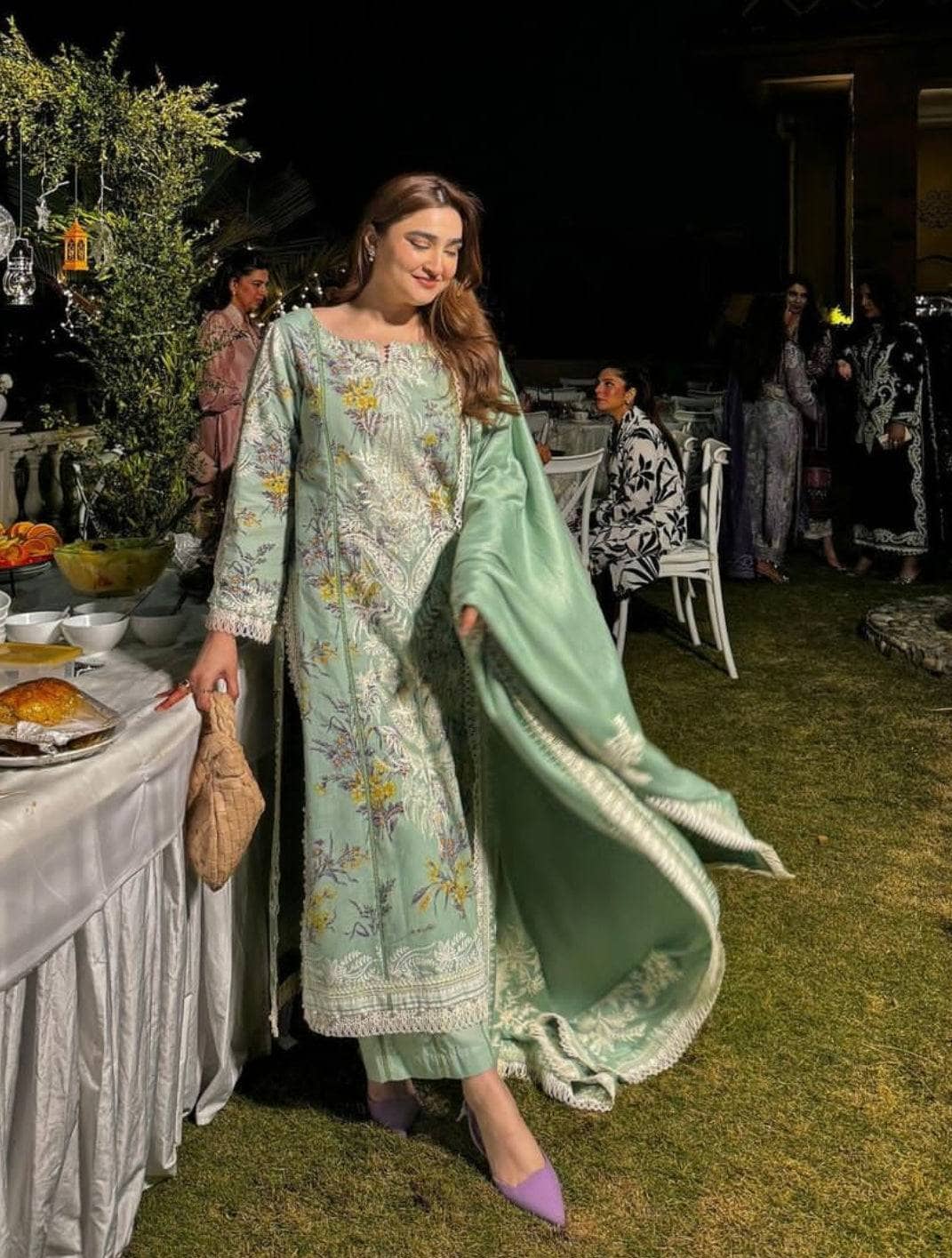 img_sana_safinaz_winter_24_awwal_boutique