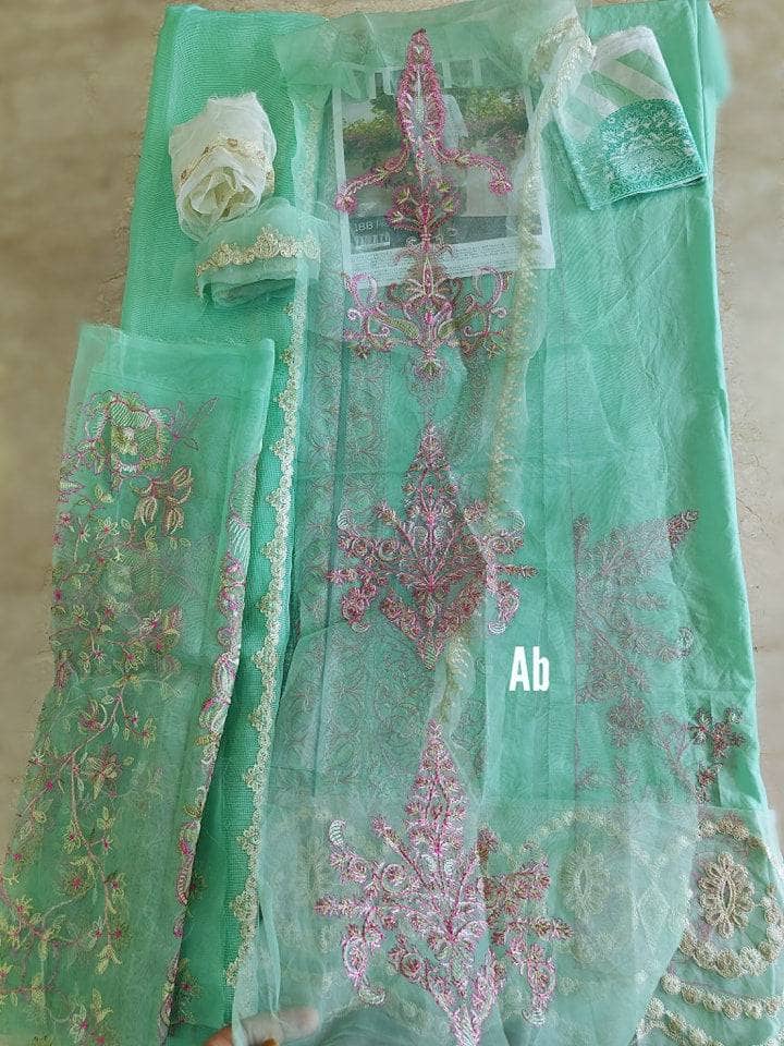 img_open_pic_sana_safinaz_muzlin_23_awwal_boutique