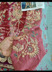 img_sana_safinaz_winter_shawls_velvet_awwal_boutique