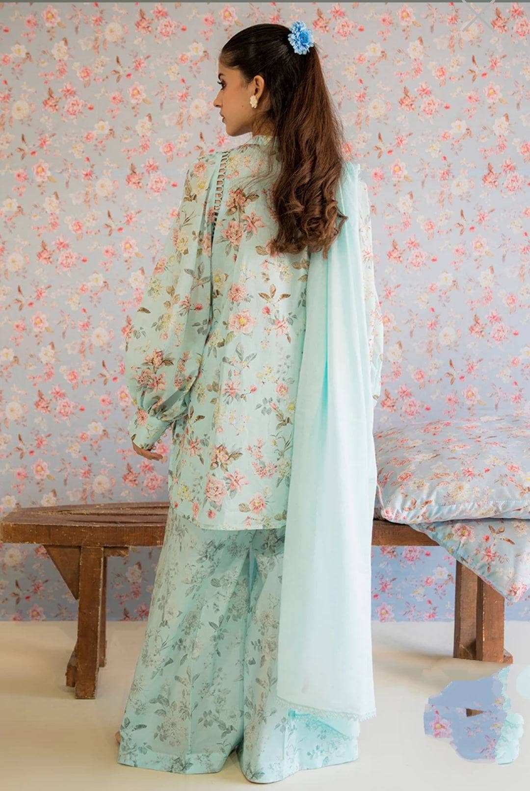 img_cross_stitch_lawn_23_awwal_boutique