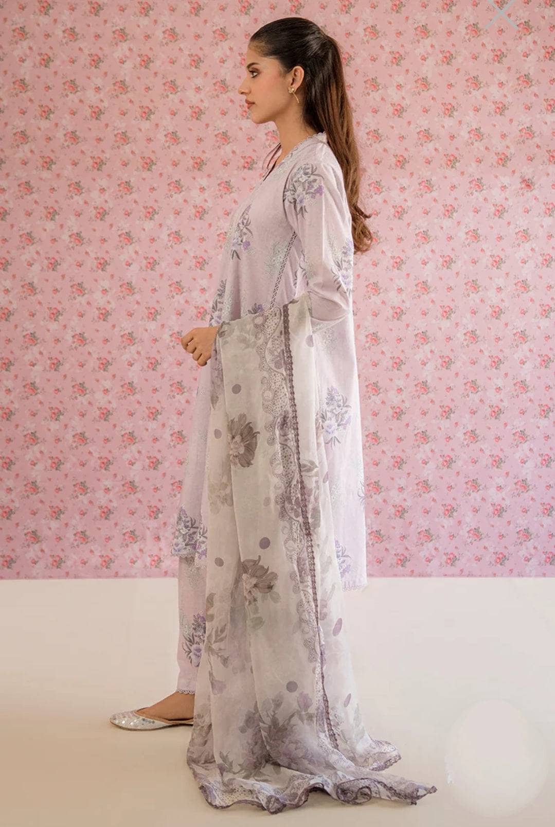 img_cross_stitch_lawn_23_awwal_boutique