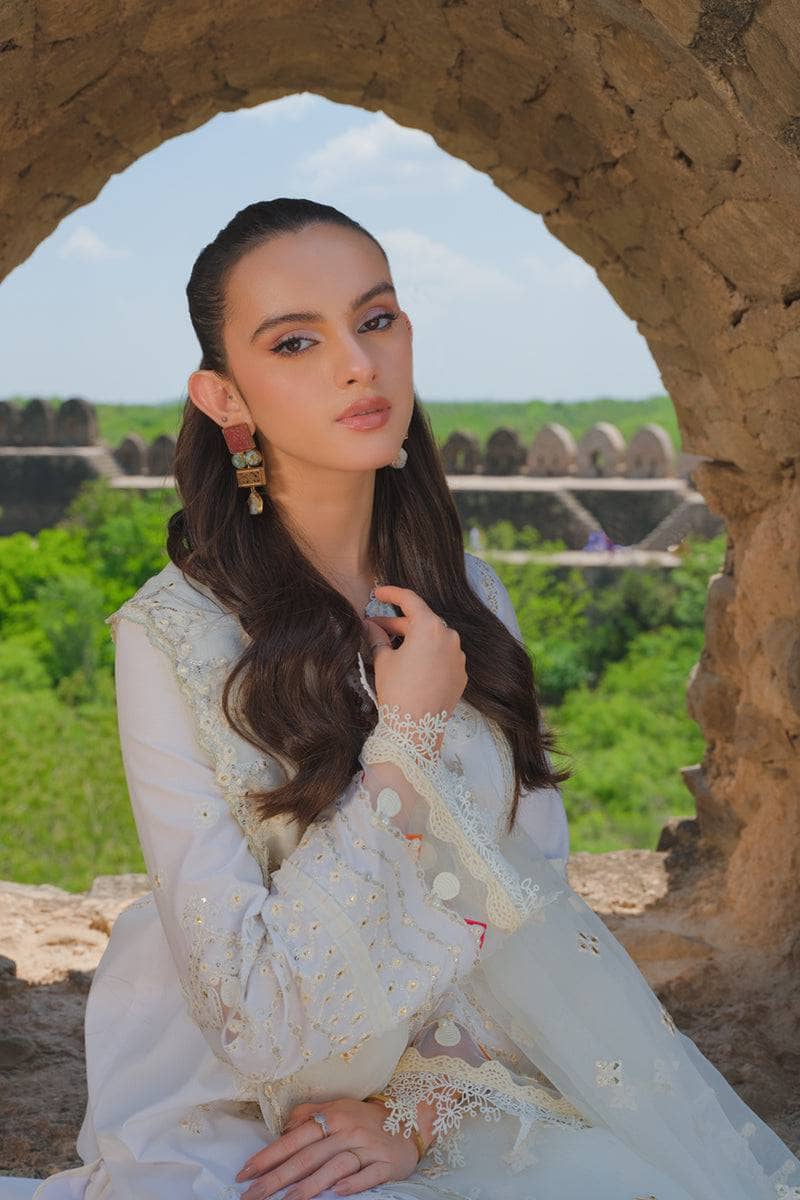 img_qalamkar_eid_lawn_23_awwal_boutique