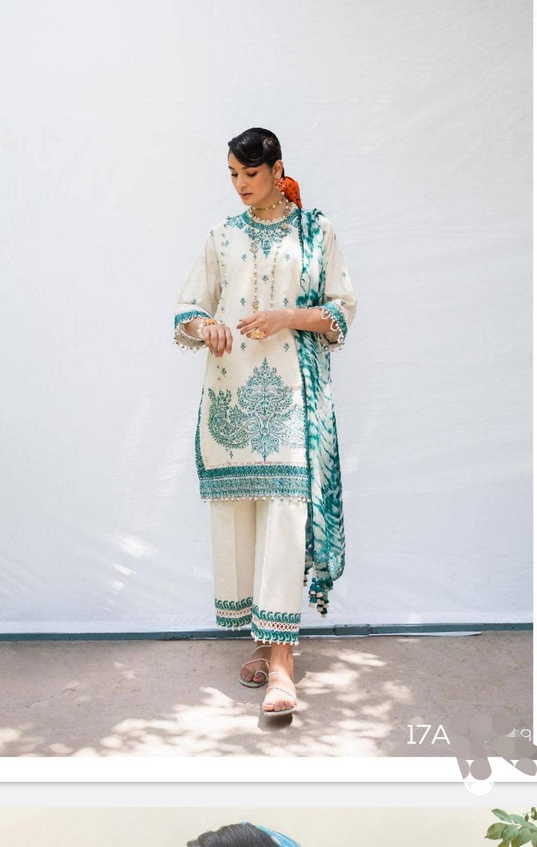 img_sana_safinaz_muzlin_lawn_23_awwal_boutique