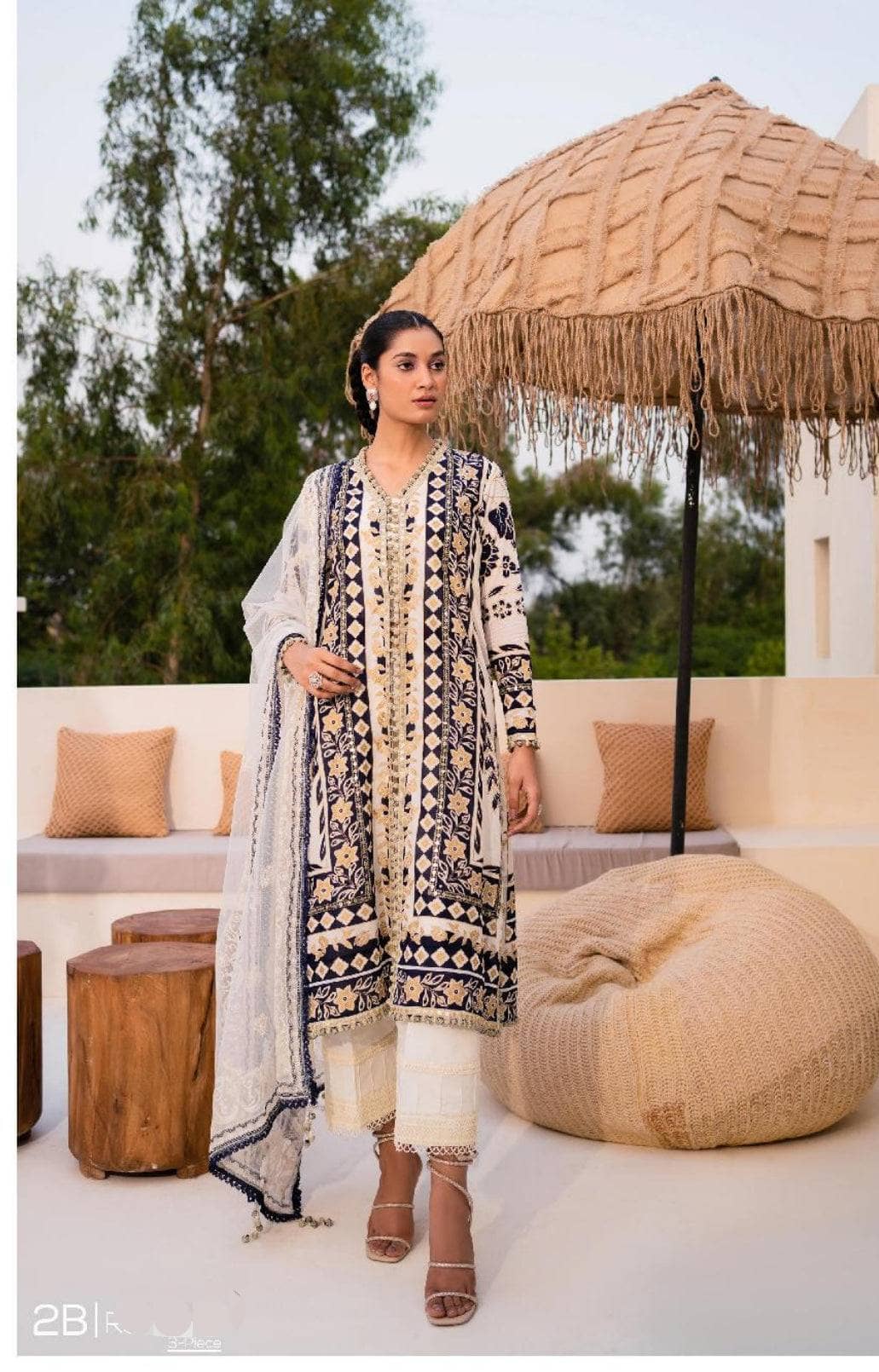 img_sana_safinaz_muzlin_lawn_23_awwal_boutique