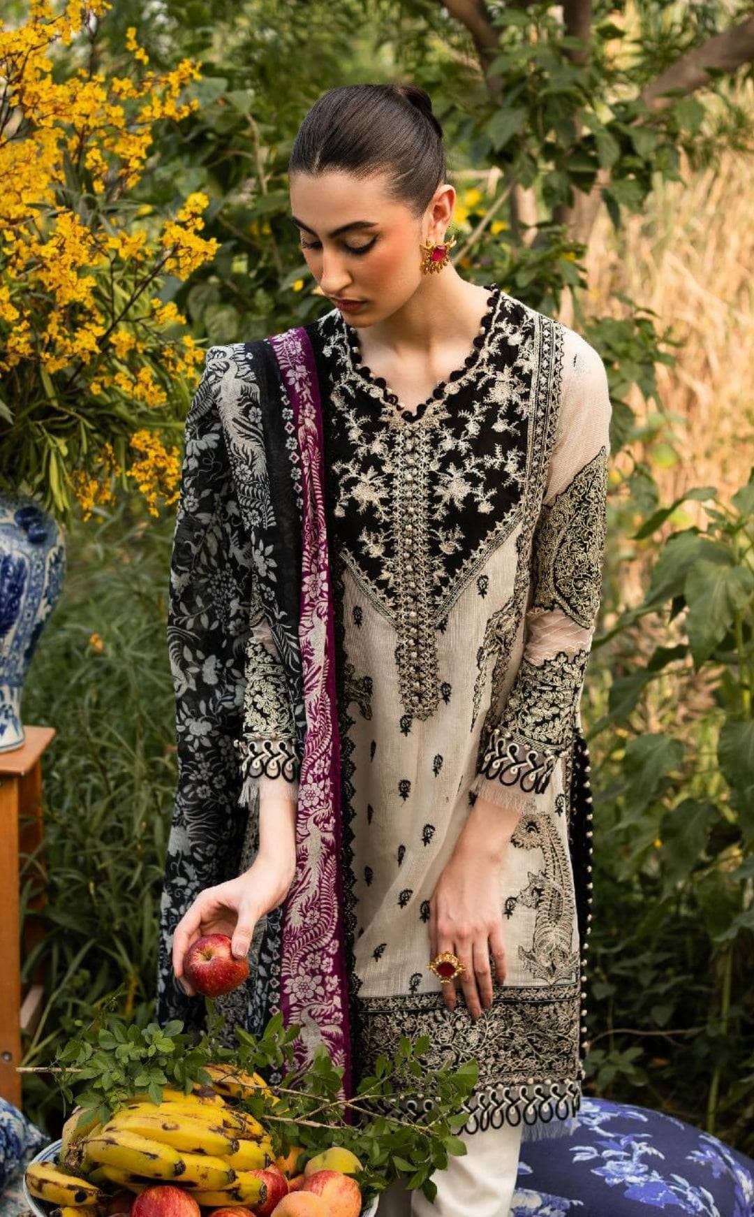 img_sana_safinaz_muzlin_lawn_23_awwal_boutique