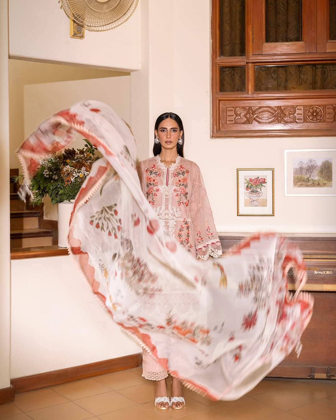 img_sana_safinaz_muzlin_lawn_23_awwal_boutique