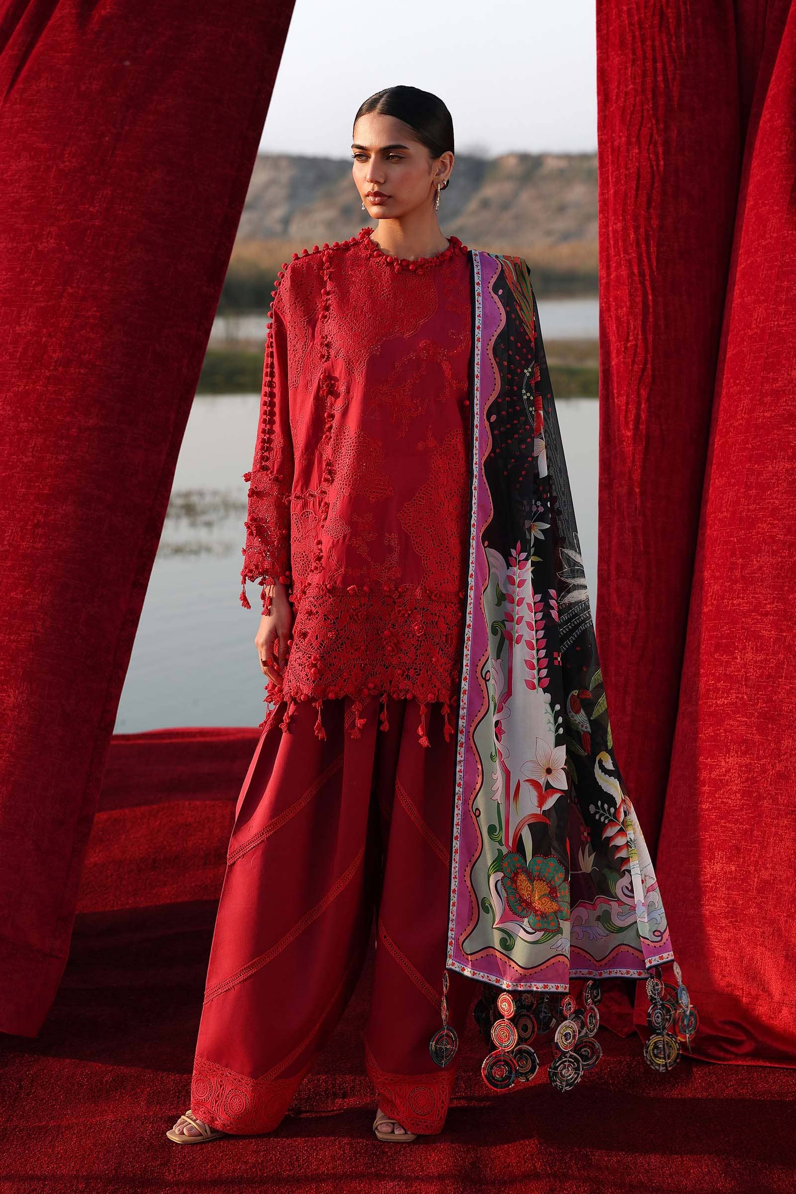 img_sana_safinaz_lawn_awwal_boutique