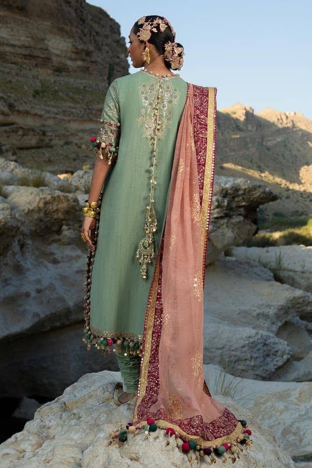 img_sana_safinaz_winter_23_awwal_boutique