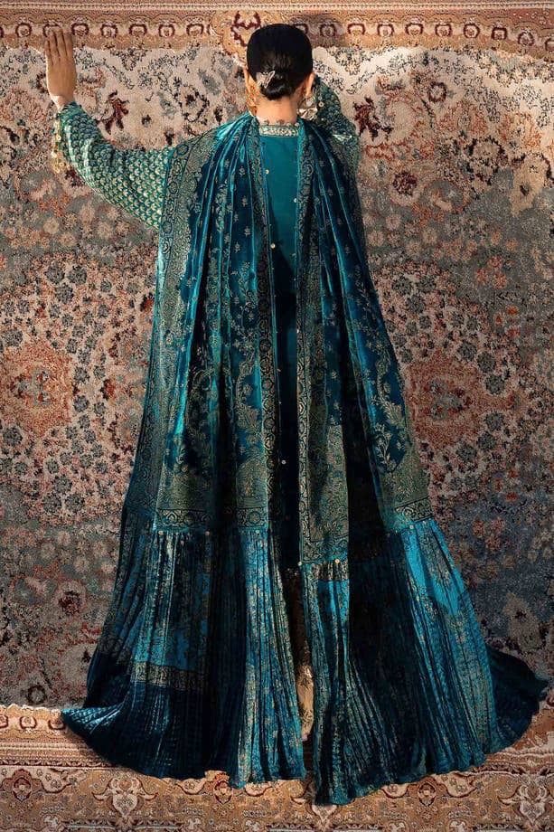 img_sana_safinaz_winter_23_awwal_boutique