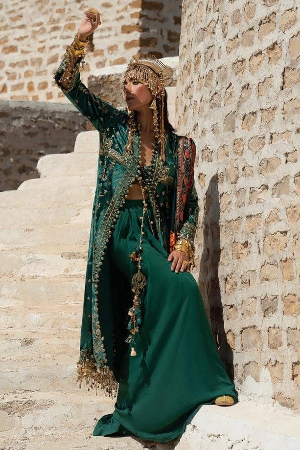 img_sana_safinaz_winter_23_awwal_boutique