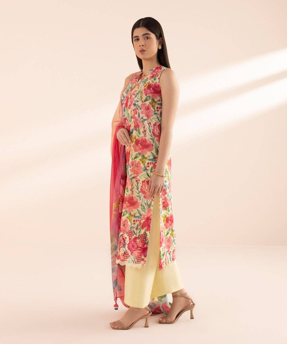 img_sapphire_lawn_24_awwal_boutique