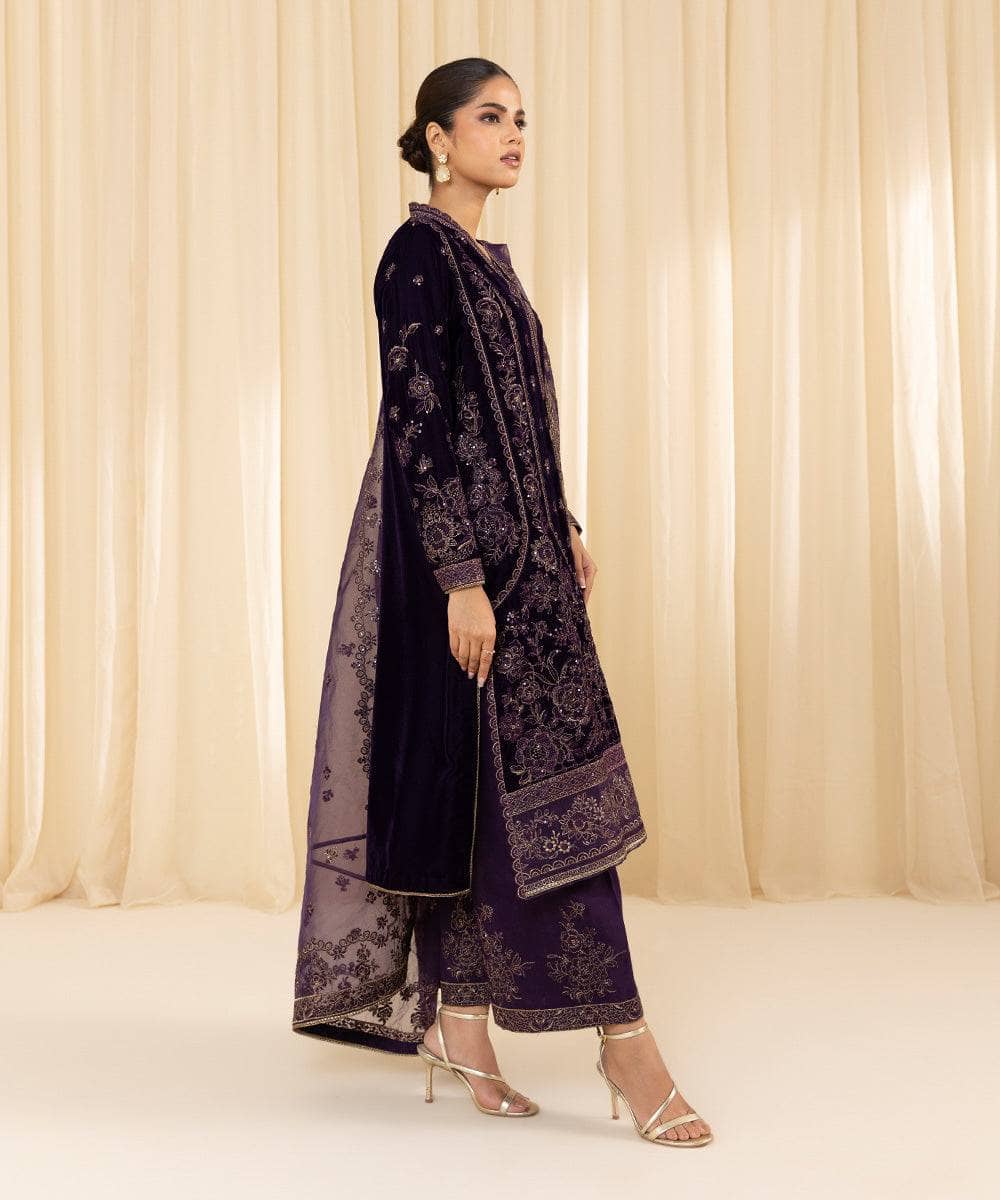 img_asim_jofa_velvet_suit_awwal_boutique