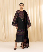 img_sapphire_velvet_suit_awwal_boutique