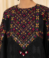 img_sapphire_velvet_suit_awwal_boutique