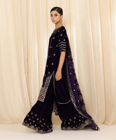 img_sapphire_velvet_awwal_boutique