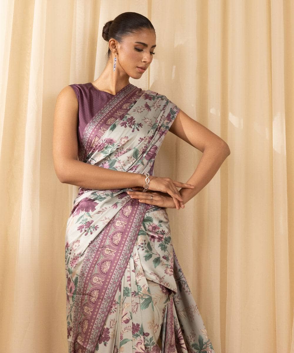 img_sapphire_pakistani_saree_awwal_boutique