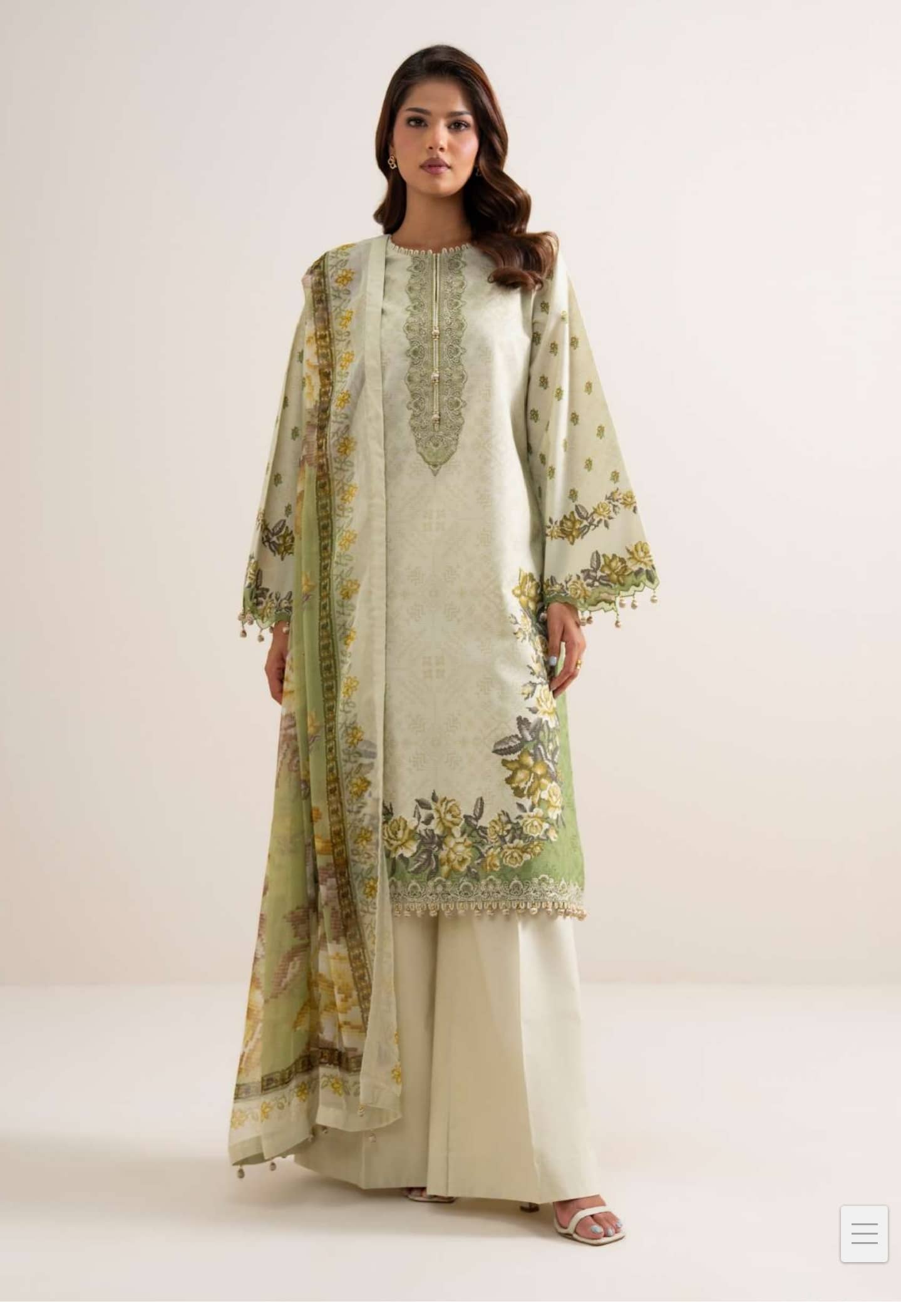 img_sapphire_lawn_awwal_boutique