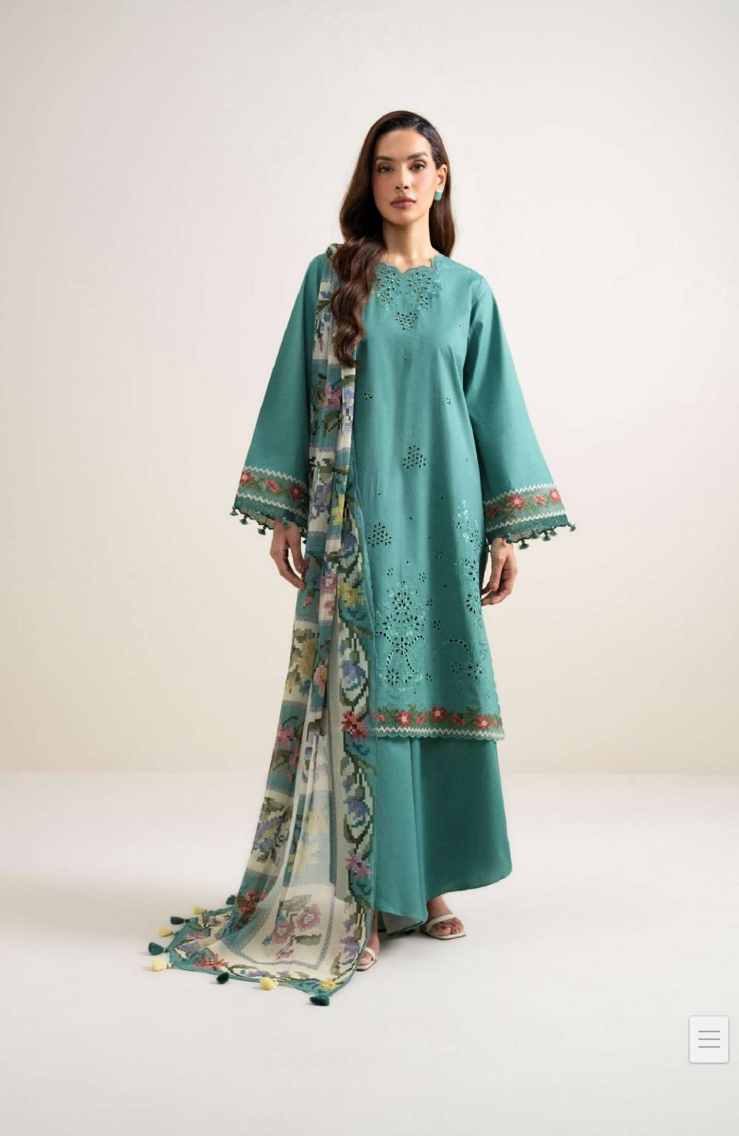 img_sapphire_andaz_lawn_26_awwal_boutique