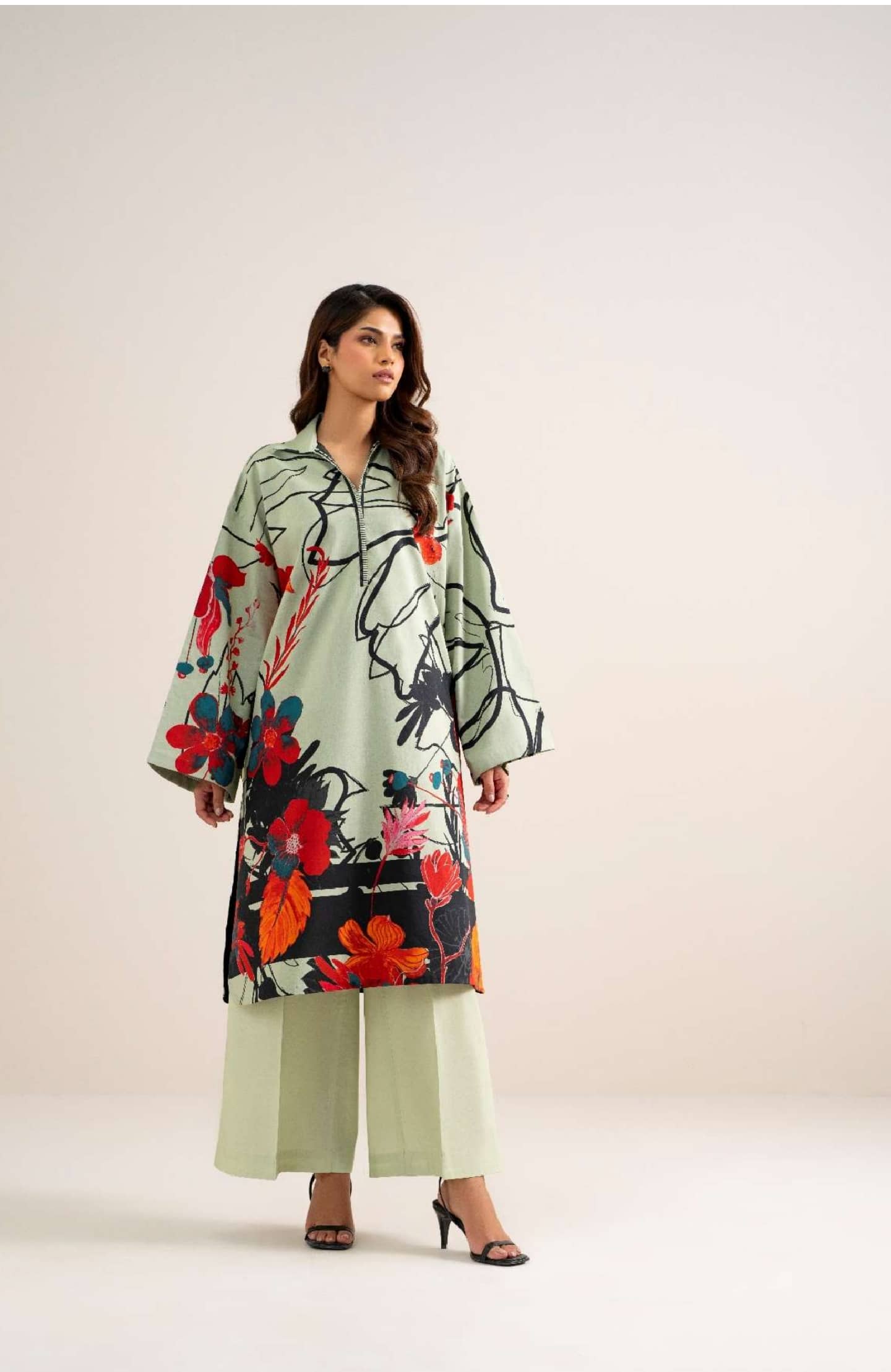 img_sapphire_lawn_awwal_boutique