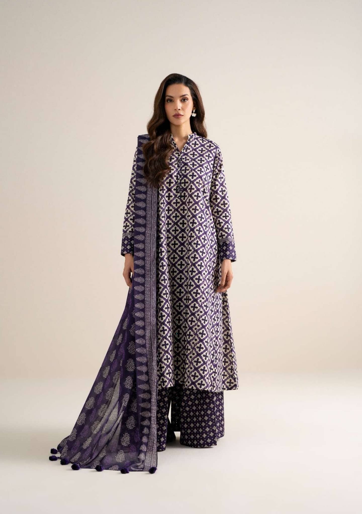 img_sapphire_lawn_26_awwal_boutique