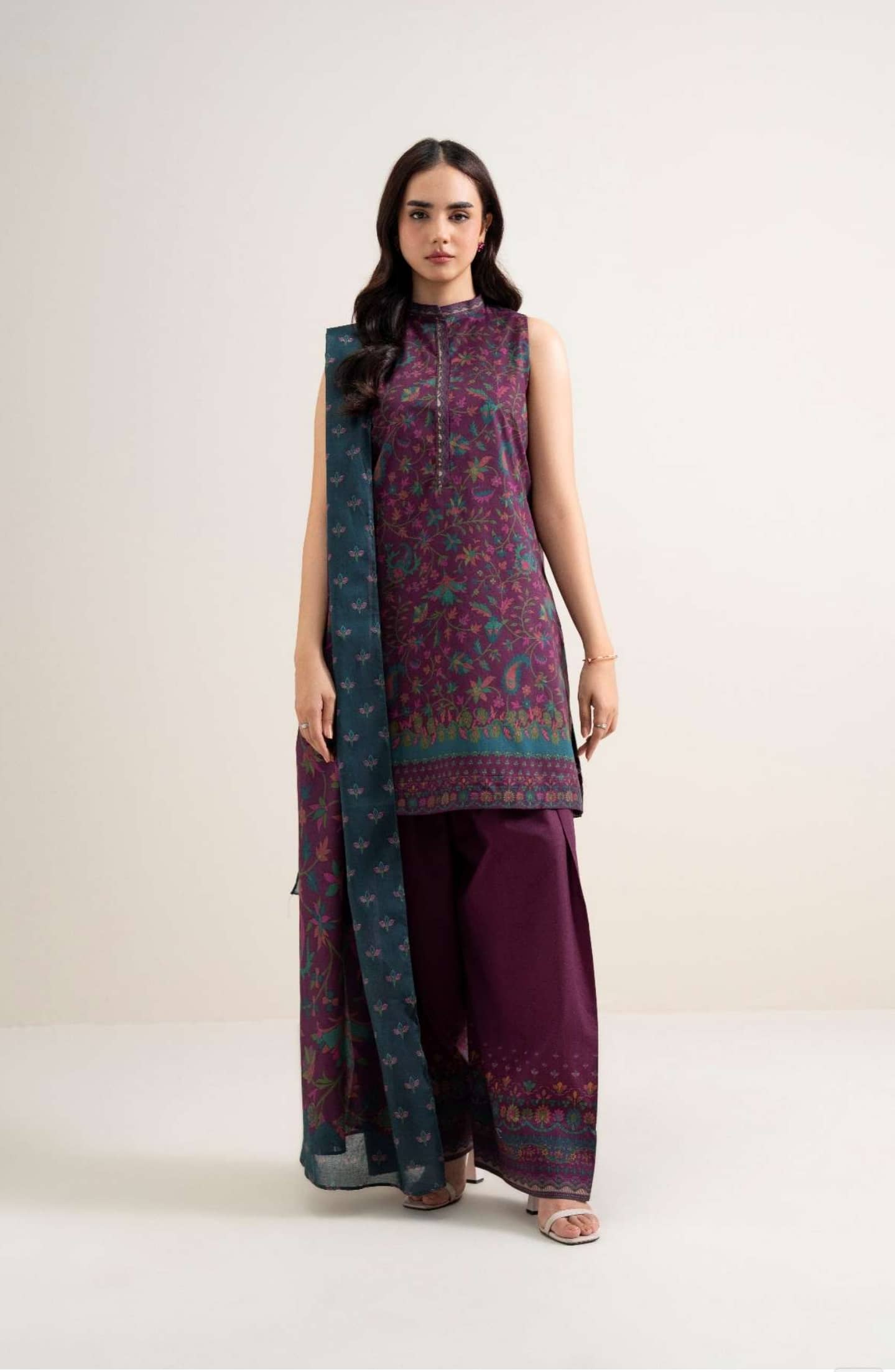 img_sapphire_lawn_26_awwal_boutique