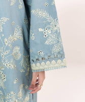 img_sapphire_intermix_awwal_boutique