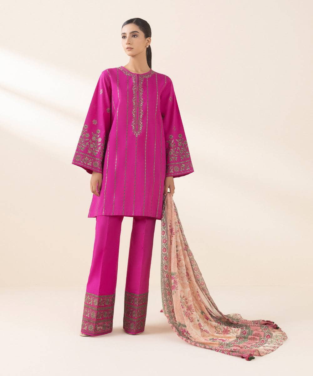 img_sapphire_intermix_awwal_boutique