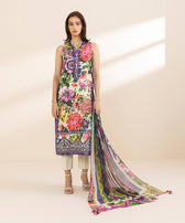 img_sapphire_intermix_awwal_boutique
