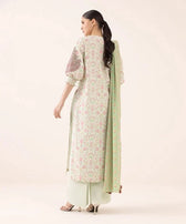 img_sapphire_intermix_lawn_awwal_boutiue
