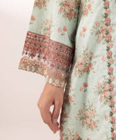 img_sapphire_intermix_awwal_boutique
