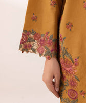 img_sapphire_intermix_awwal_boutique