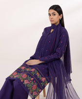 img_sapphire_intermix_awwal_boutique