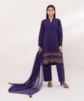 img_sapphire_intermix_awwal_boutique