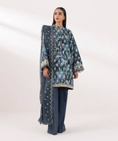 img_sapphire_intermix_awwal_boutique