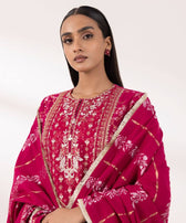 img_sapphire_intermix_awwal_boutique