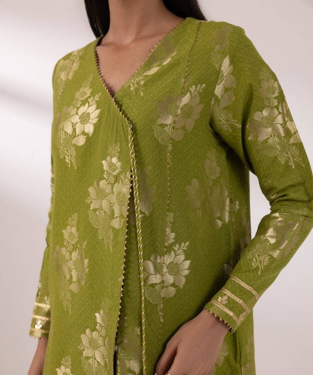 img_sapphire_intermix_awwal_boutique