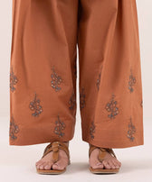 img_sapphire_intermix_awwal_boutique