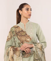 img_sapphire_intermix_awwal_boutique