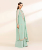 img_sapphire_intermix_awwal_boutique