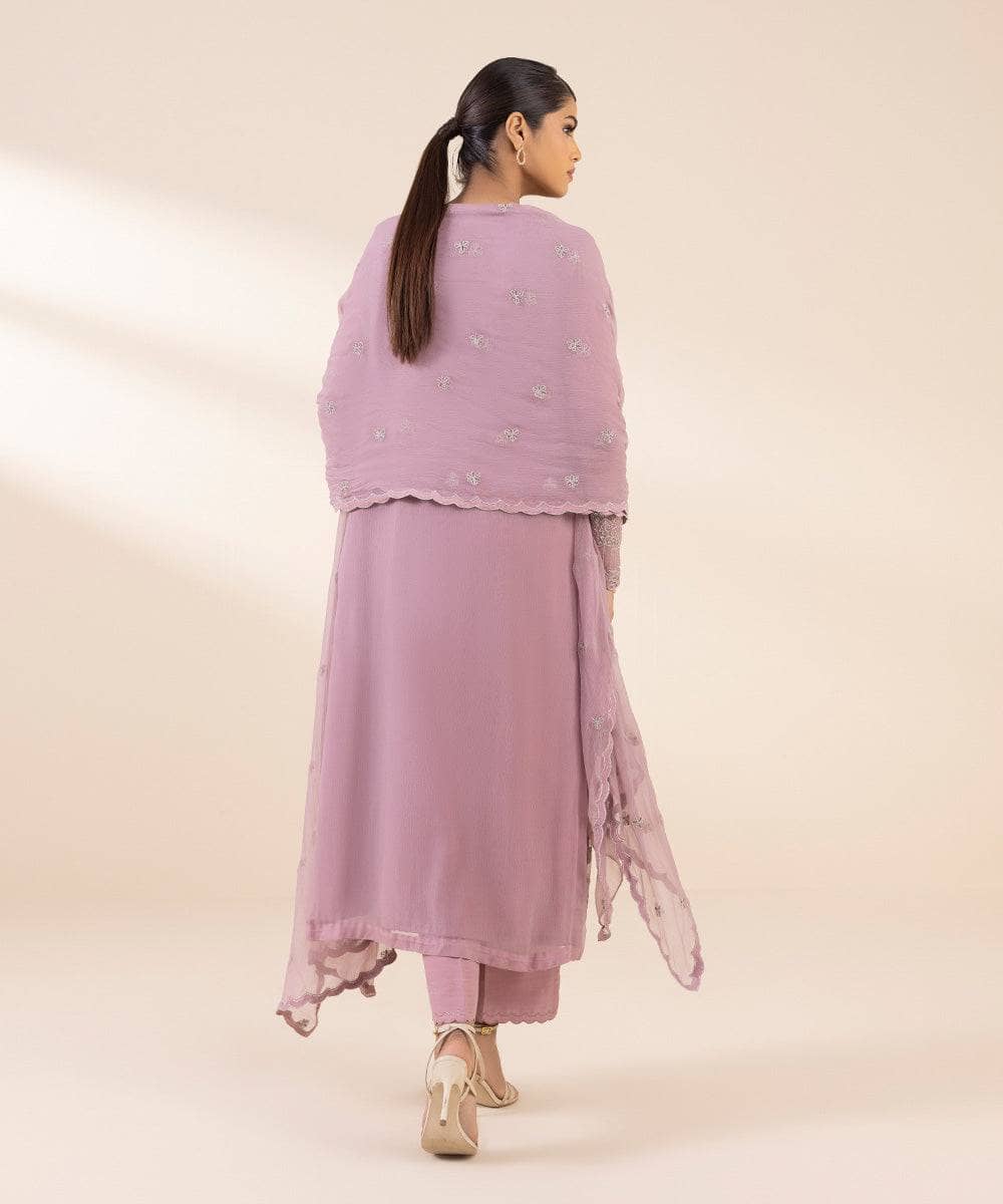 img_sapphire_intermix_awwal_boutique