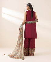 img_sapphire_intermix_awwal_boutique