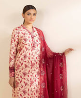 img_sapphire_intermix_awwal_boutique