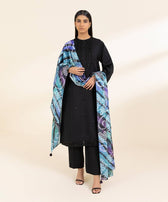 img_sapphire_intermix_awwal_boutique