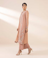 img_sapphire_intermix_awwal_boutique