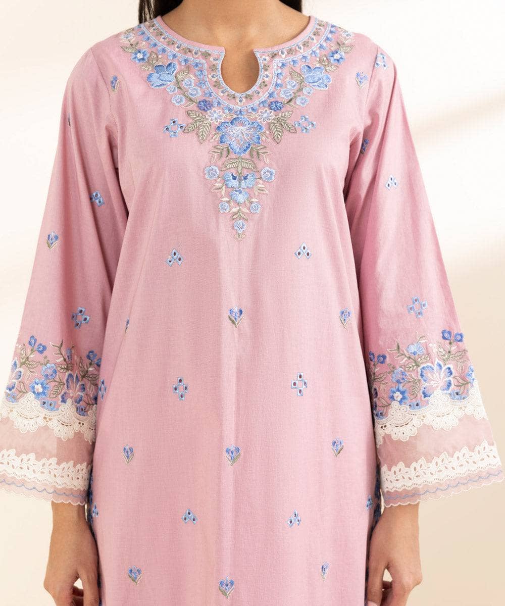 img_sapphire_intermix_awwal_boutique