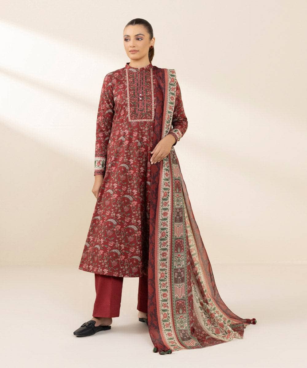 img_sapphire_intermix_awwal_boutique