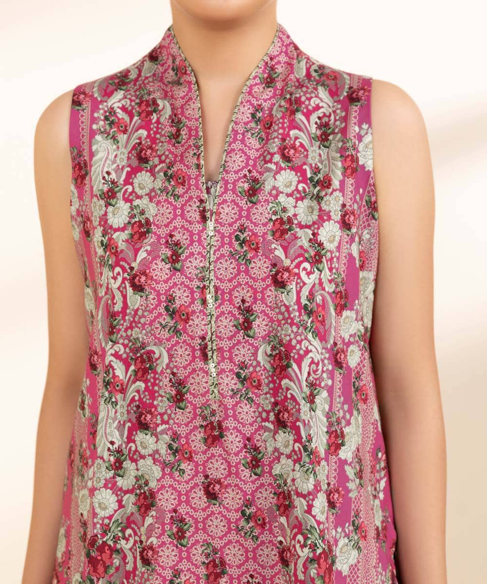 img_sapphire_intermix_awwal_boutique