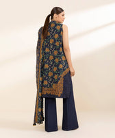 img_sapphire_intermix_awwal_boutique